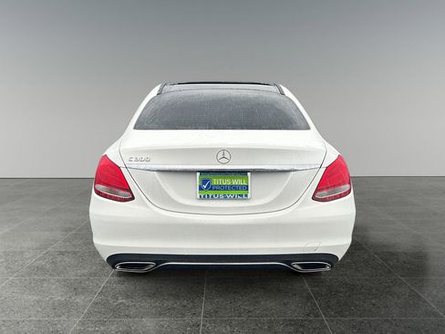 Used 2018 Mercedes-Benz C 300 Sedan image 6