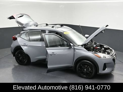 Used 2021 Nissan Kicks SV w/ Interior Electronics Package FWD image 28