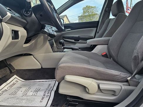 Used 2011 Honda Accord LX image 11