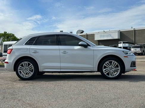 Used 2019 Audi Q5 2.0T Premium Plus w/ Premium Plus Package image 8