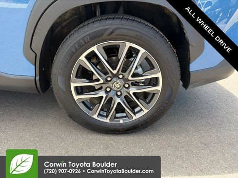 Used 2026 Toyota Corolla Cross XLE w/ Convenience Package AWD/4WD image 31
