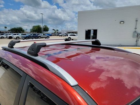 Used 2023 Kia Seltos S w/ Navigation Package FWD image 8