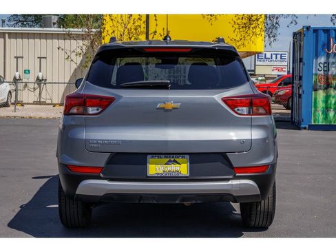 Used 2025 Chevrolet TrailBlazer LT AWD/4WD image 4