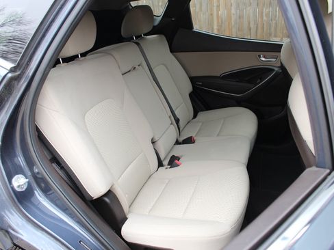 Used 2017 Hyundai Santa Fe Sport image 34