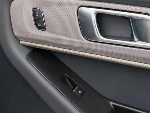 New 2026 Ford Explorer Active w/ Active Comfort Package image 39