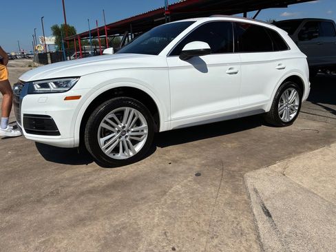 Used 2018 Audi Q5 2.0T Premium Plus w/ Premium Plus Package AWD/4WD image 1