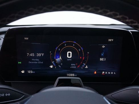 Certified 2025 Chevrolet Traverse High Country image 24