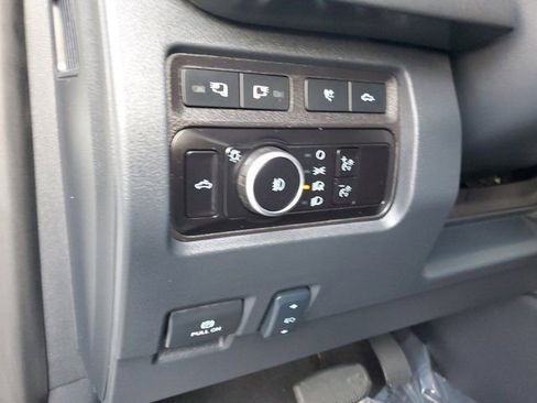 Used 2024 Ford F250 Platinum image 21