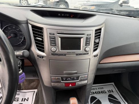 Used 2013 Subaru Outback 2.5i Limited image 20