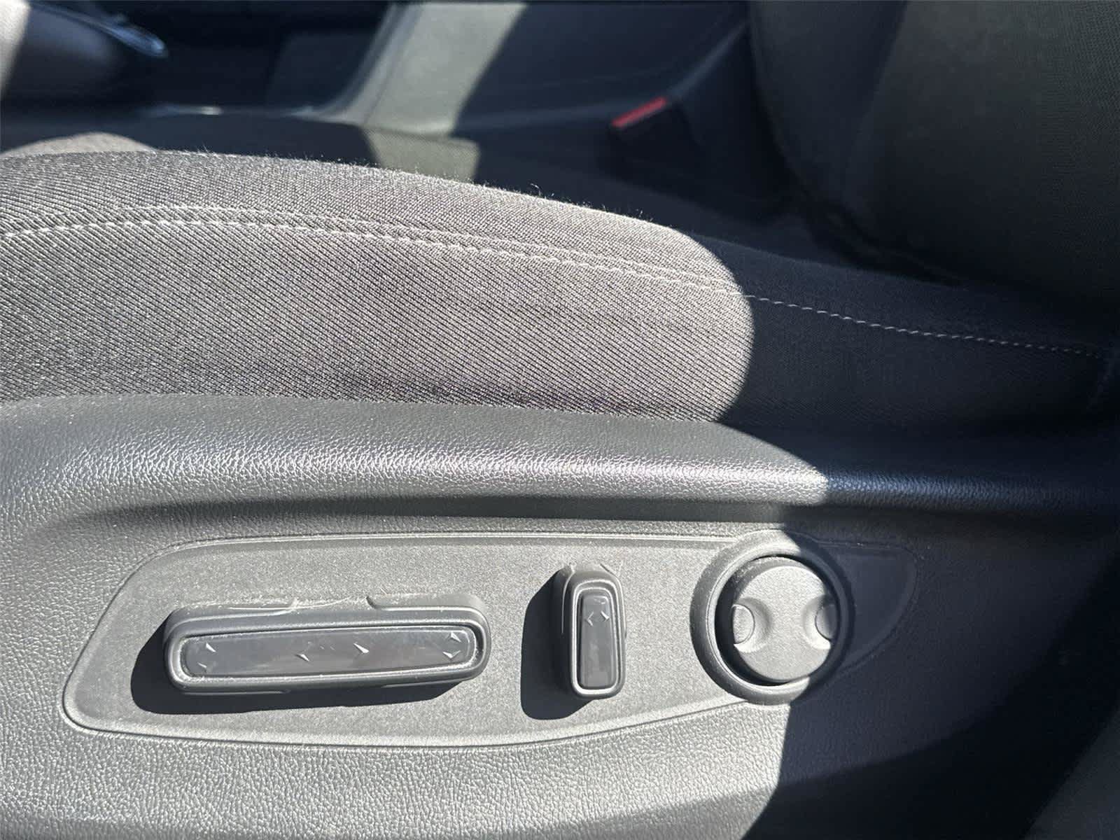 Used 2024 Honda CR-V EX image 13