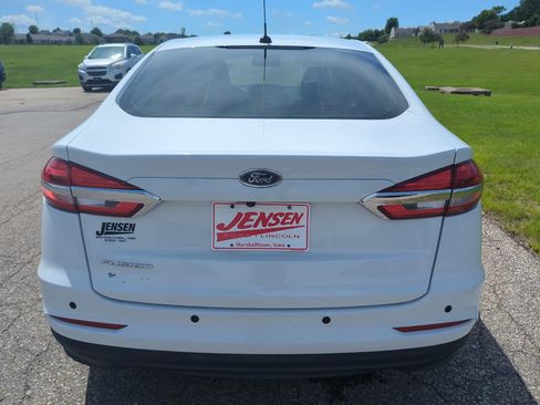 Used 2019 Ford Fusion S image 6