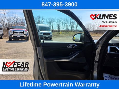 Used 2024 BMW X5 xDrive40i w/ Premium Package image 13