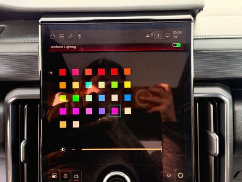 Used 2025 GMC Acadia AT4 w/ Luxury Package image 21