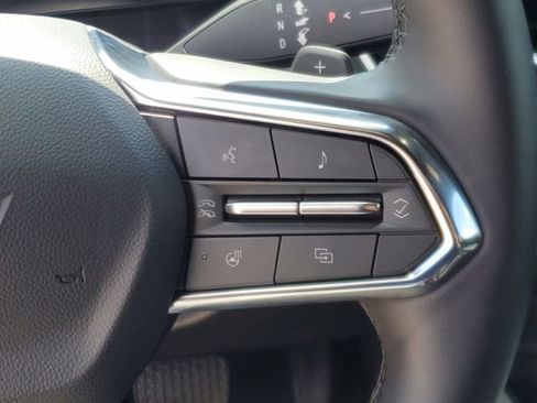 Used 2026 Chevrolet Equinox LT AWD/4WD image 22