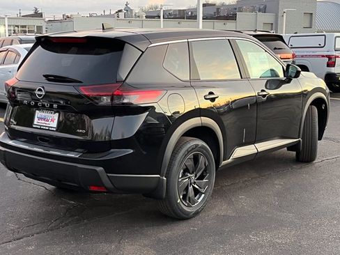 New 2026 Nissan Rogue SV w/ Cold Weather Package AWD/4WD image 7