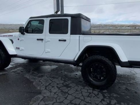 Used 2020 Jeep Gladiator Rubicon image 6