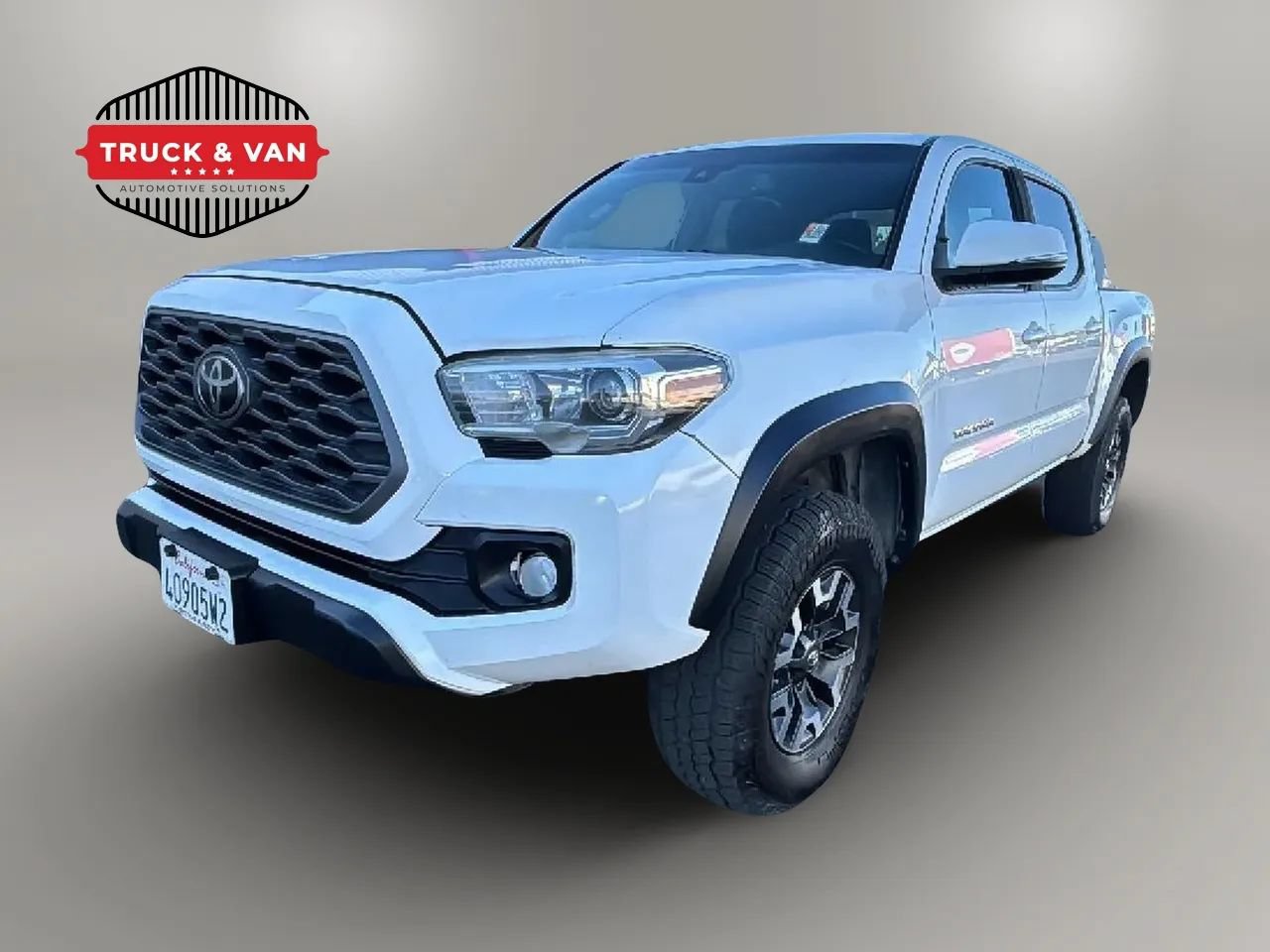 Used 2020 Toyota Tacoma TRD Off-Road AWD/4WD image 1
