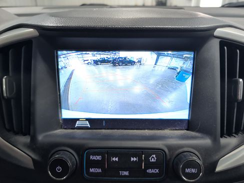 Used 2018 GMC Terrain SLE w/ Infotainment Package I AWD/4WD image 11