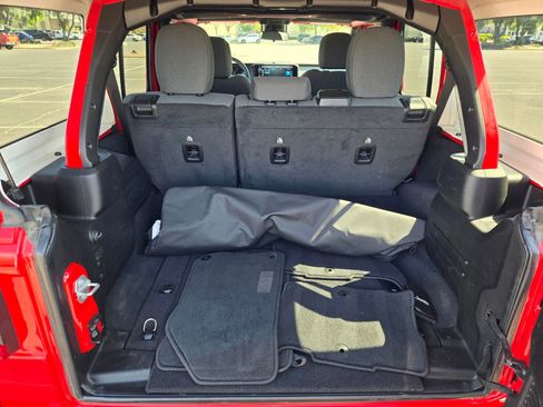 Used 2025 Jeep Wrangler Sahara 4xe image 20