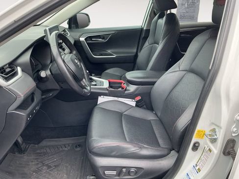 Certified 2021 Toyota RAV4 TRD Off-Road w/ TRD Off-Road Weather Package AWD/4WD image 10