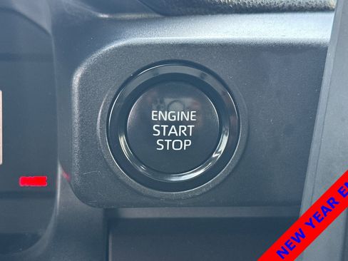 Used 2024 Toyota Tacoma SR5 image 22