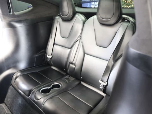 Used 2018 Tesla Model X 75D image 48