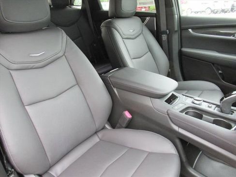 New 2026 Cadillac XT5 Sportv AWD/4WD image 8