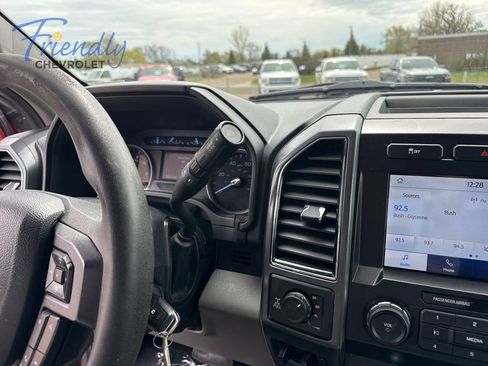 Used 2021 Ford F250 XLT w/ XLT Premium Package AWD/4WD image 25