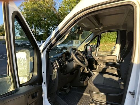 New 2026 RAM ProMaster 1500 w/ Convenience Group image 24