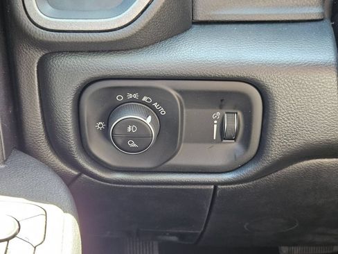 New 2026 RAM 2500 Tradesman AWD/4WD image 18