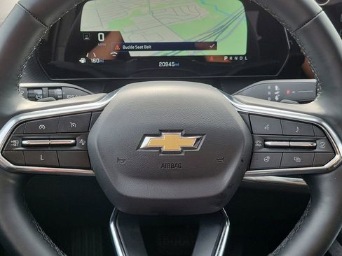 Certified 2025 Chevrolet Equinox LT image 11