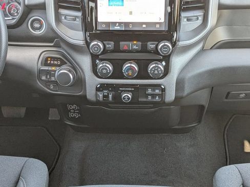 New 2026 RAM 1500 Express AWD/4WD image 19