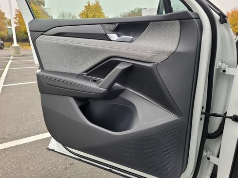 New 2026 Volkswagen Tiguan S AWD/4WD image 25