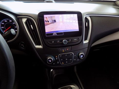 Used 2024 Chevrolet Malibu LT FWD image 13