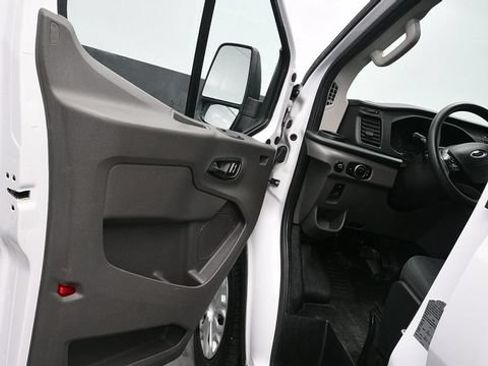 Used 2025 Ford Transit 250 Low Roof w/ Exterior Upgrade Package RWD image 25