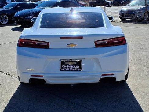 Used 2017 Chevrolet Camaro LT w/ Technology Package image 6