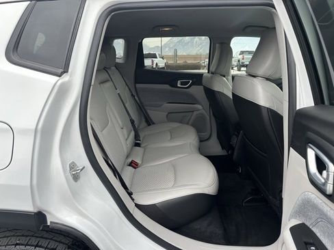 Used 2022 Jeep Compass Latitude image 15