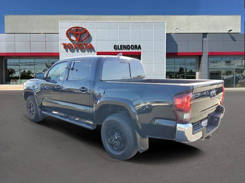 Certified 2022 Toyota Tacoma SR5 image 5