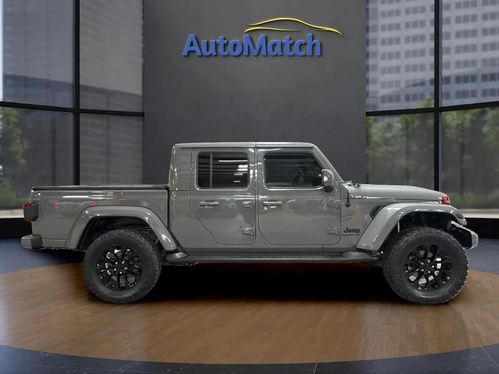 Used 2022 Jeep Gladiator Overland AWD/4WD image 13