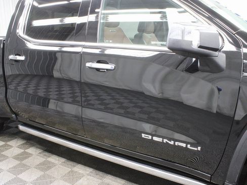 Used 2025 GMC Sierra 1500 Denali Ultimate image 37
