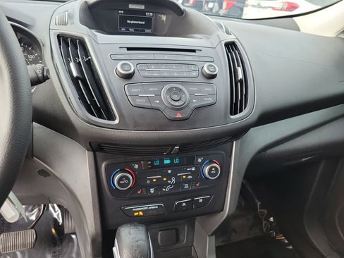 Certified 2018 Ford Escape SE image 18