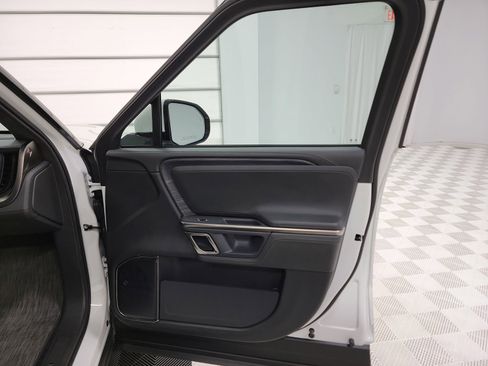 Used 2024 Rivian R1S Adventure image 18