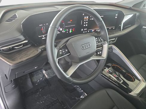 Certified 2025 Audi Q5 Premium w/ Convenience Package AWD/4WD image 22
