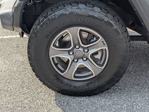 Used 2018 Jeep Wrangler Unlimited Sport S AWD/4WD image 13