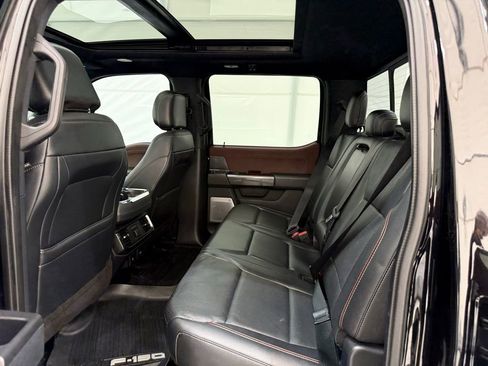 Used 2021 Ford F150 Lariat w/ Equipment Group 502A High image 17