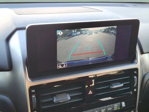 Certified 2023 Lexus GX 460 Premium AWD/4WD image 10