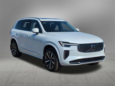 New 2025 Volvo XC90 B5 Core w/ Protection Package Premier image 8