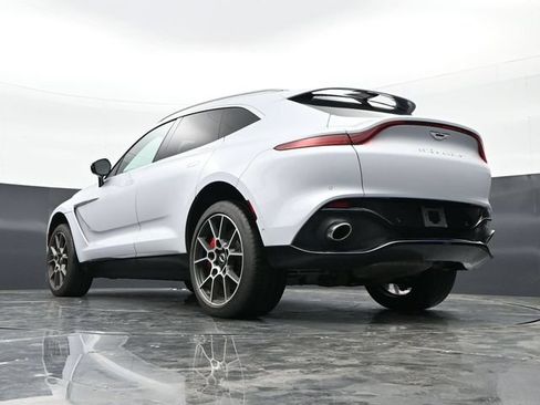 Used 2021 Aston Martin DBX AWD/4WD image 43