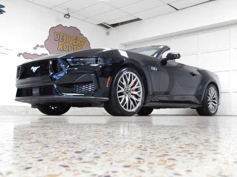 Used 2026 Ford Mustang GT Premium RWD image 12