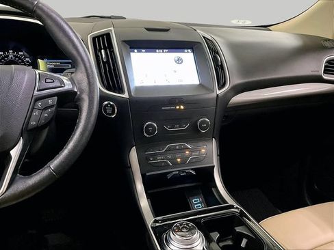 Used 2019 Ford Edge SEL w/ Equipment Group 201A AWD/4WD image 6